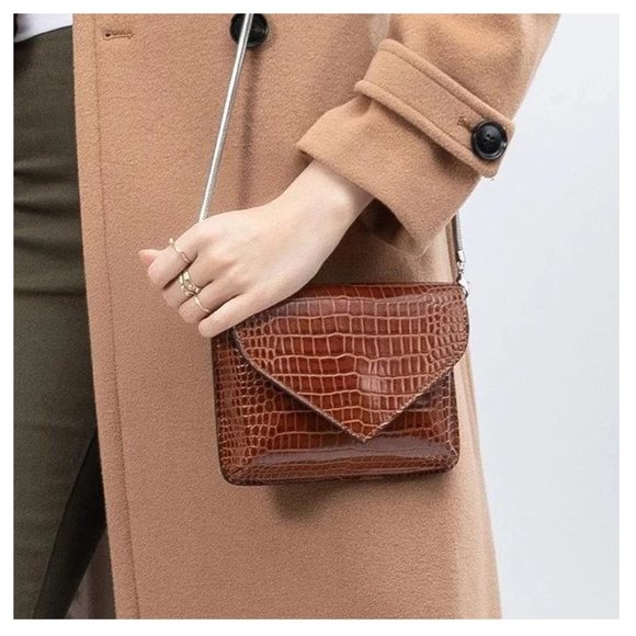 Anna Chain Envelope Saddle Luxury Vegan Leather Cl - Picture 1 of 9